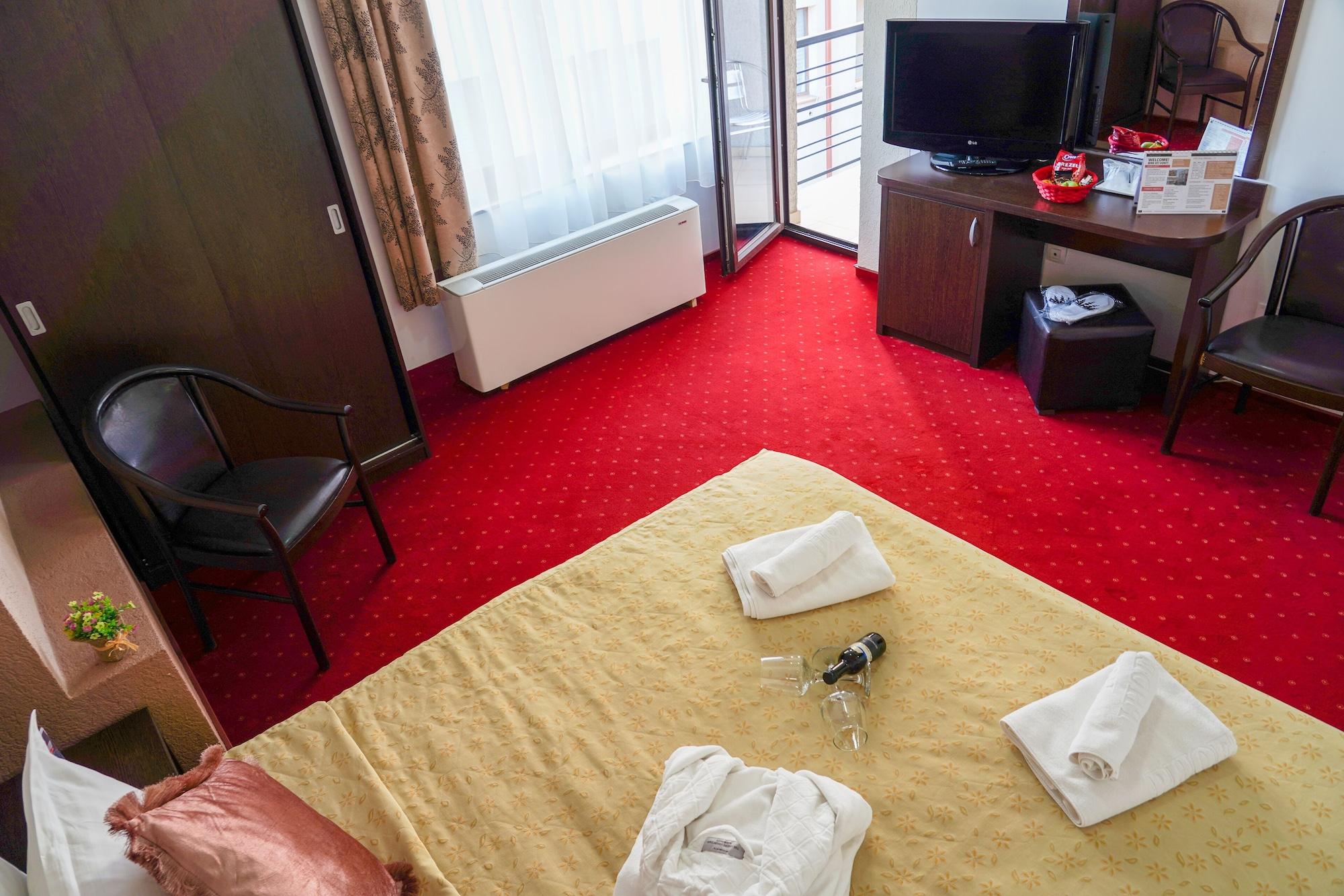 Hotel Razvan Βουκουρέστι Εξωτερικό φωτογραφία