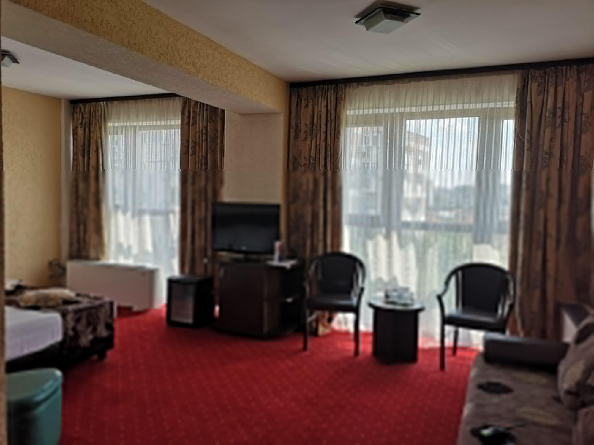 Hotel Razvan Βουκουρέστι Εξωτερικό φωτογραφία