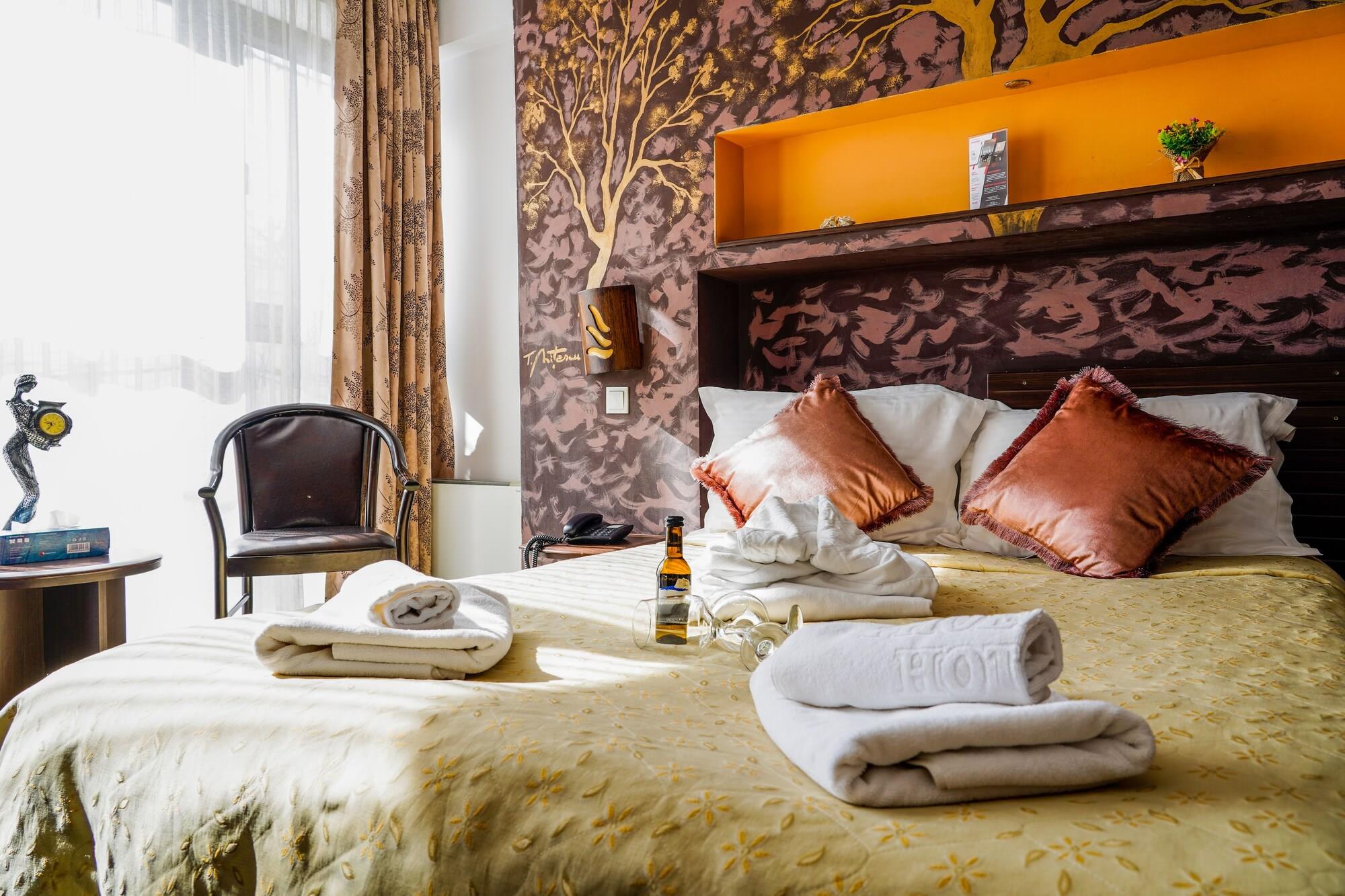 Hotel Razvan Βουκουρέστι Εξωτερικό φωτογραφία