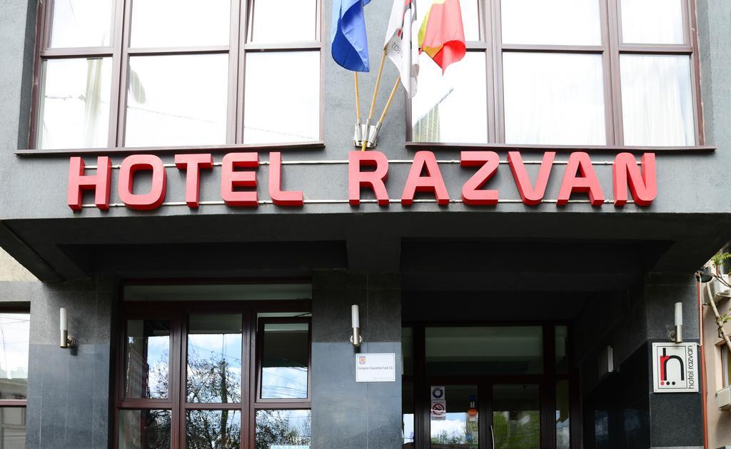 Hotel Razvan Βουκουρέστι Εξωτερικό φωτογραφία