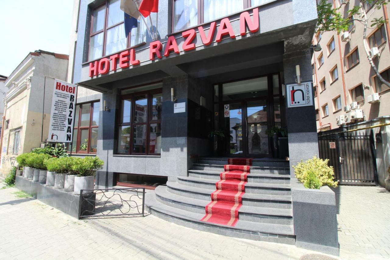 Hotel Razvan Βουκουρέστι Εξωτερικό φωτογραφία