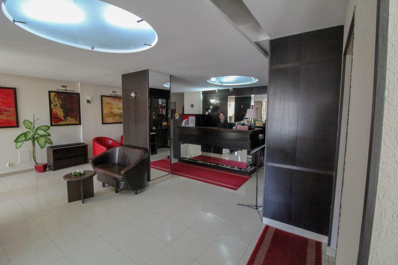 Hotel Razvan Βουκουρέστι Εξωτερικό φωτογραφία