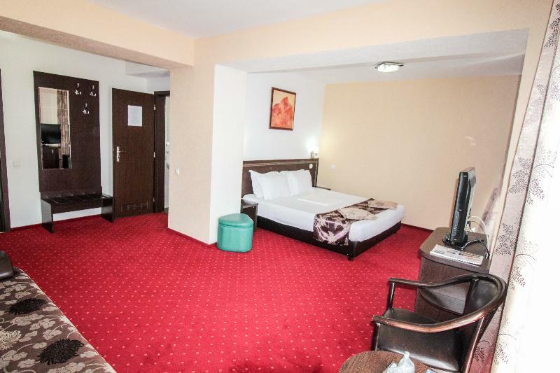 Hotel Razvan Βουκουρέστι Εξωτερικό φωτογραφία